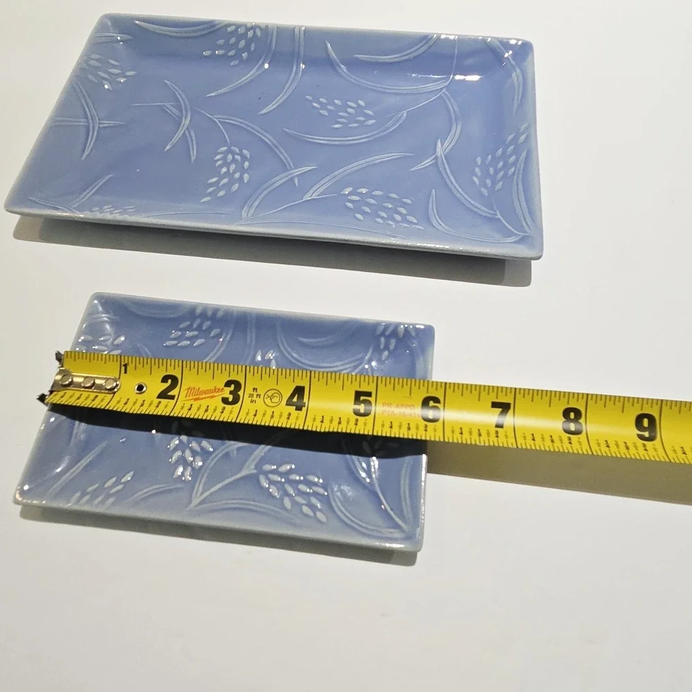 Crabtree & Evelyn Blue Wheat Ceramic Soap Dish Caddy Trinket Tray Rare!